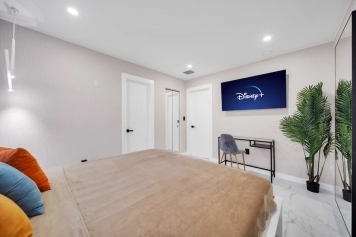 5 Br SunnyDaze Villa Miami-Pool Spa. Image 72