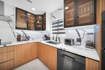 5 Br SunnyDaze Villa Miami-Pool Spa. Image 63