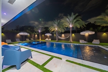 5 Br SunnyDaze Villa Miami-Pool Spa. Image 7