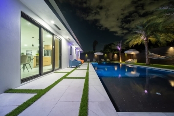 5 Br SunnyDaze Villa Miami-Pool Spa. Image 1