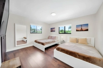 7 Bedroom Villa Catalina Salt Water-Pool BKT Court Image 29