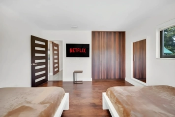 7 Bedroom Villa Catalina Salt Water-Pool BKT Court Image 30