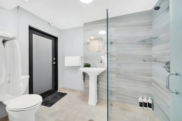 7 Bedroom Villa Catalina Salt Water-Pool BKT Court Image 39