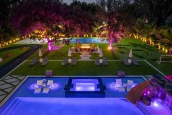 7BR Private Estate w/ Pool, Spa, Waterslide & Go-Karts Image 98