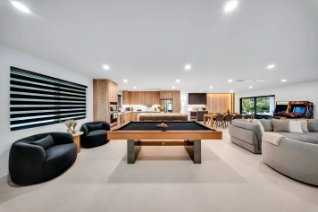 7BR Private Estate w/ Pool, Spa, Waterslide & Go-Karts Image 9