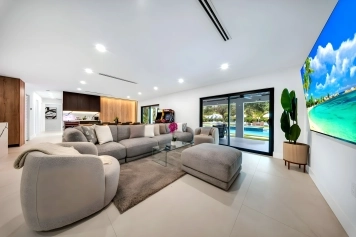 7BR Private Estate w/ Pool, Spa, Waterslide & Go-Karts Image 12