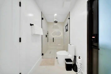 7BR Private Estate w/ Pool, Spa, Waterslide & Go-Karts Image 61