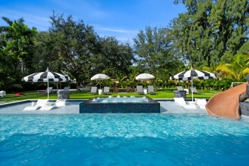 7BR Private Estate w/ Pool, Spa, Waterslide & Go-Karts Image 77