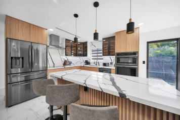 Luxury Villa in Miami Near Beaches Image 18