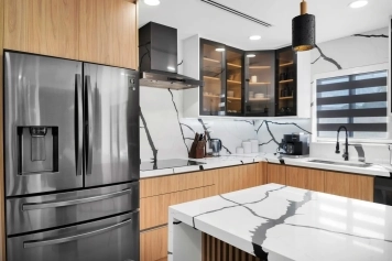 Luxury Villa in Miami Near Beaches Image 20