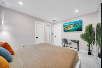 Luxury Villa in Miami Near Beaches Image 23