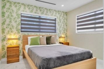 Luxury Villa in Miami Near Beaches Image 29
