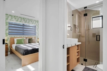 Luxury Villa in Miami Near Beaches Image 32