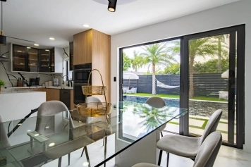 Luxury Villa in Miami Near Beaches Image 56