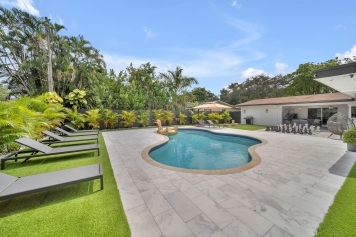Miami Casa Bella I Near Beaches, heated Pool. Image 50