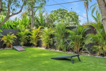Miami Casa Bella I Near Beaches, heated Pool. Image 68