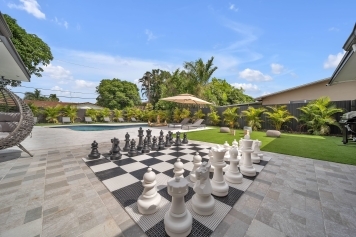 Miami Casa Bella I Near Beaches, heated Pool. Image 57