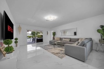 Miami Casa Bella I Near Beaches, heated Pool. Image 8