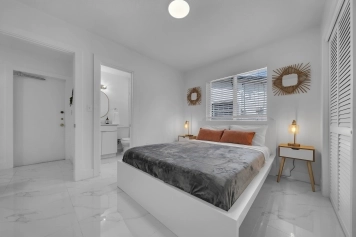 Miami Casa Bella I Near Beaches, heated Pool. Image 24