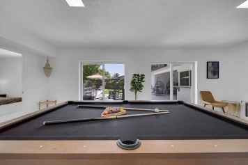 Miami Casa Bella I Near Beaches, heated Pool. Image 28
