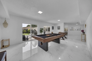 Miami Casa Bella I Near Beaches, heated Pool. Image 29