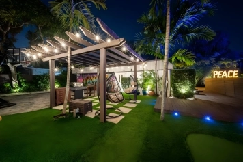 Miami Love&Peace Zen Oasis-Pool- Basketball Hoop Image 9