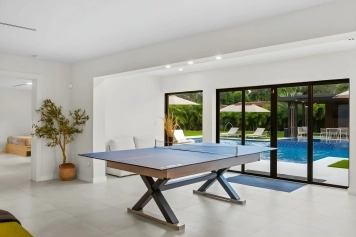 Neon Palms Estate-Pool-Pickleball Court Image 10