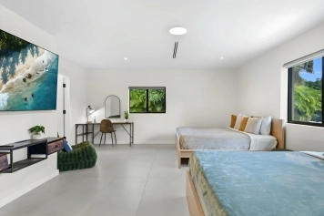 Neon Palms Estate-Pool-Pickleball Court Image 33