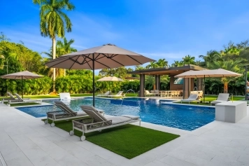 Neon Palms Estate-Pool-Pickleball Court Image 42