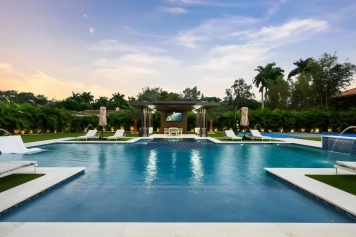 Neon Palms Estate-Pool-Pickleball Court Image 48
