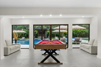 Neon Palms Estate-Pool-Pickleball Court Image 3