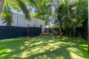 Villa Escape-Beach-BKT Court-Miami Heated Pool Image 53