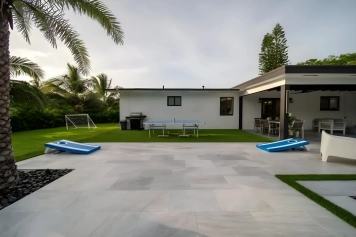 Villa Paraiso-BKC-Hot Tub-Beach Volley Image 9