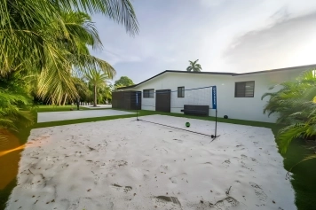 Villa Paraiso-BKC-Hot Tub-Beach Volley Image 7