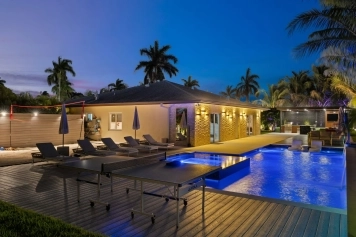 Villa Serena Miami 4BR-Pool-BKT CT Near Beaches Image 85