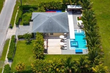Villa Serena Miami 4BR-Pool-BKT CT Near Beaches Image 30