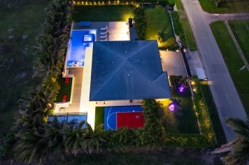 Villa Serena Miami 4BR-Pool-BKT CT Near Beaches Image 10