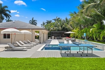 Villa Serena Miami 4BR-Pool-BKT CT Near Beaches Image 9