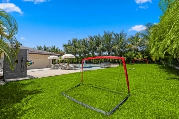Villa Serena Miami 4BR-Pool-BKT CT Near Beaches Image 70