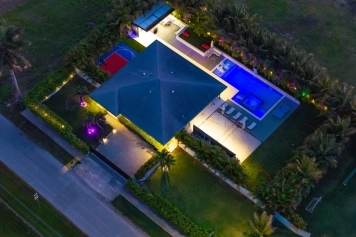Villa Serena Miami 4BR-Pool-BKT CT Near Beaches Image 17