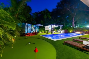 Villa del Mar | Stylish Pool Image 3