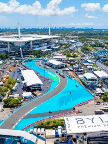 Formula 1 Miami Grand Prix: How to Make the Most of Miami’s Most Glamorous Weekend blog image