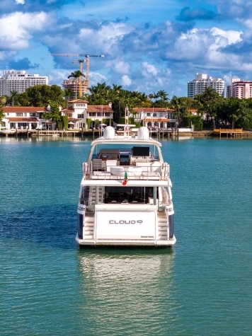 Miami by Water: Everything You Need to Know Before Your First Private Yacht Charter blog image