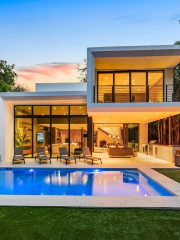 What to Look for When Renting a Luxury Villa: 15 Essential Questions blog image
