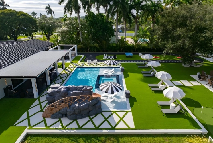 7BR Private Estate w/ Pool, Spa, Waterslide & Go-Karts section image