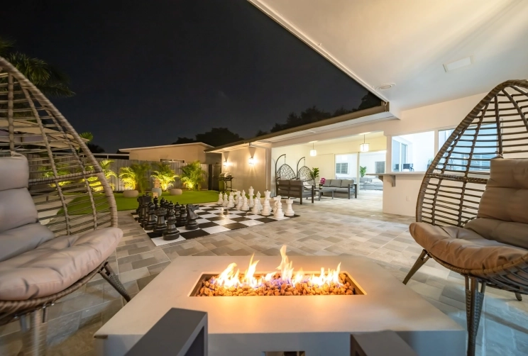 Miami Casa Bella I Near Beaches, heated Pool. section image